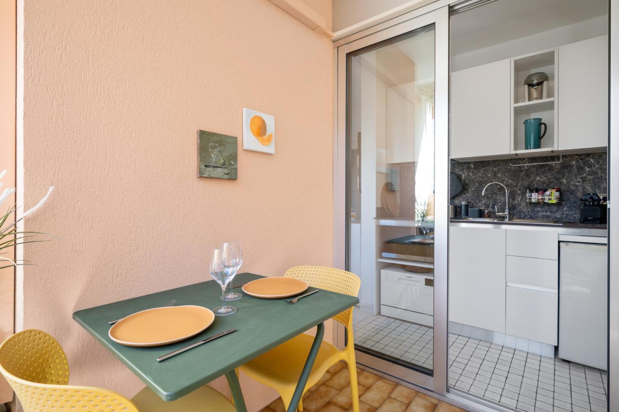 "Charmant Studio" Plein Centre, Calme, Terrasse Ментона Екстериор снимка