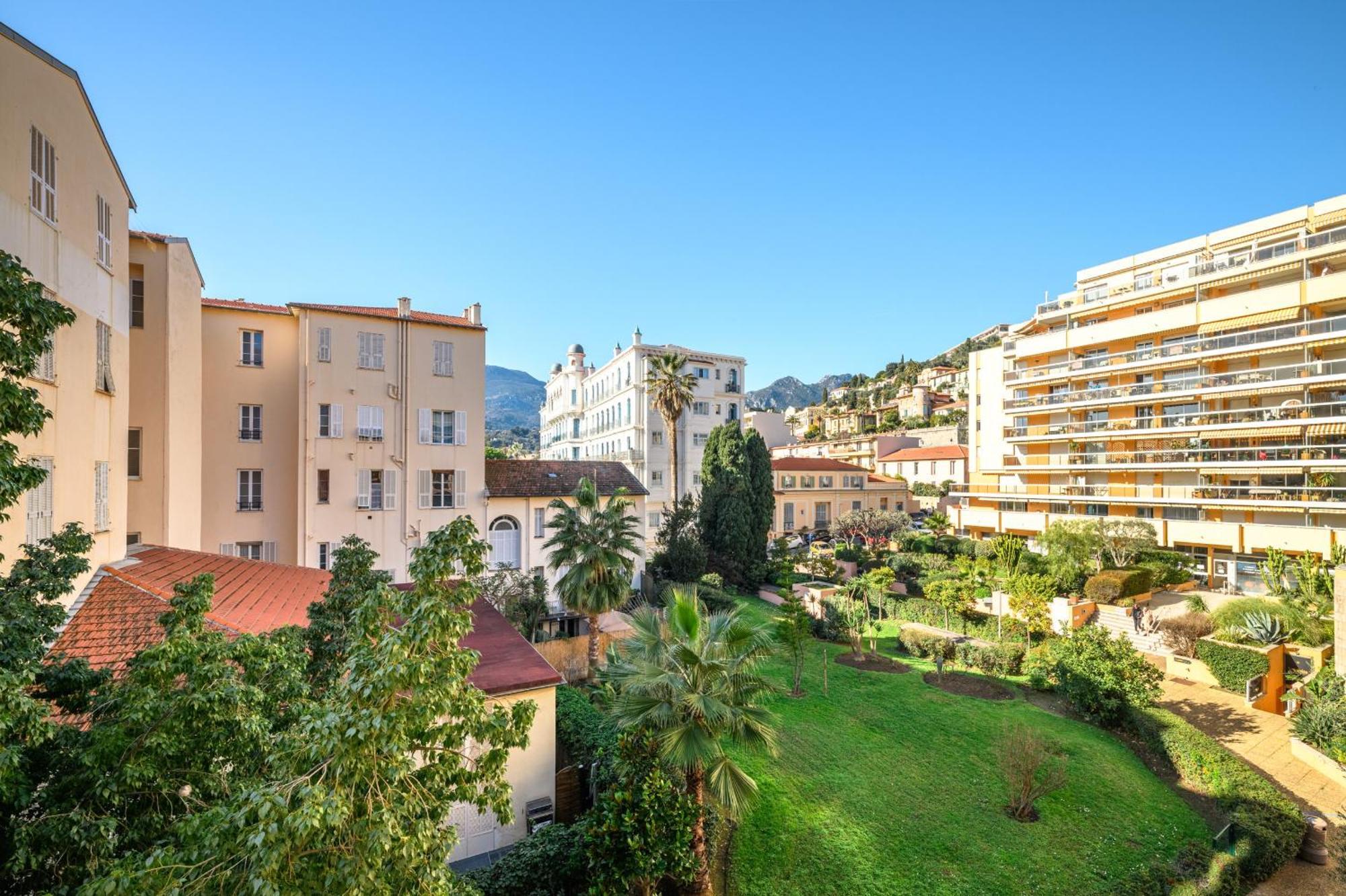 "Charmant Studio" Plein Centre, Calme, Terrasse Ментона Екстериор снимка